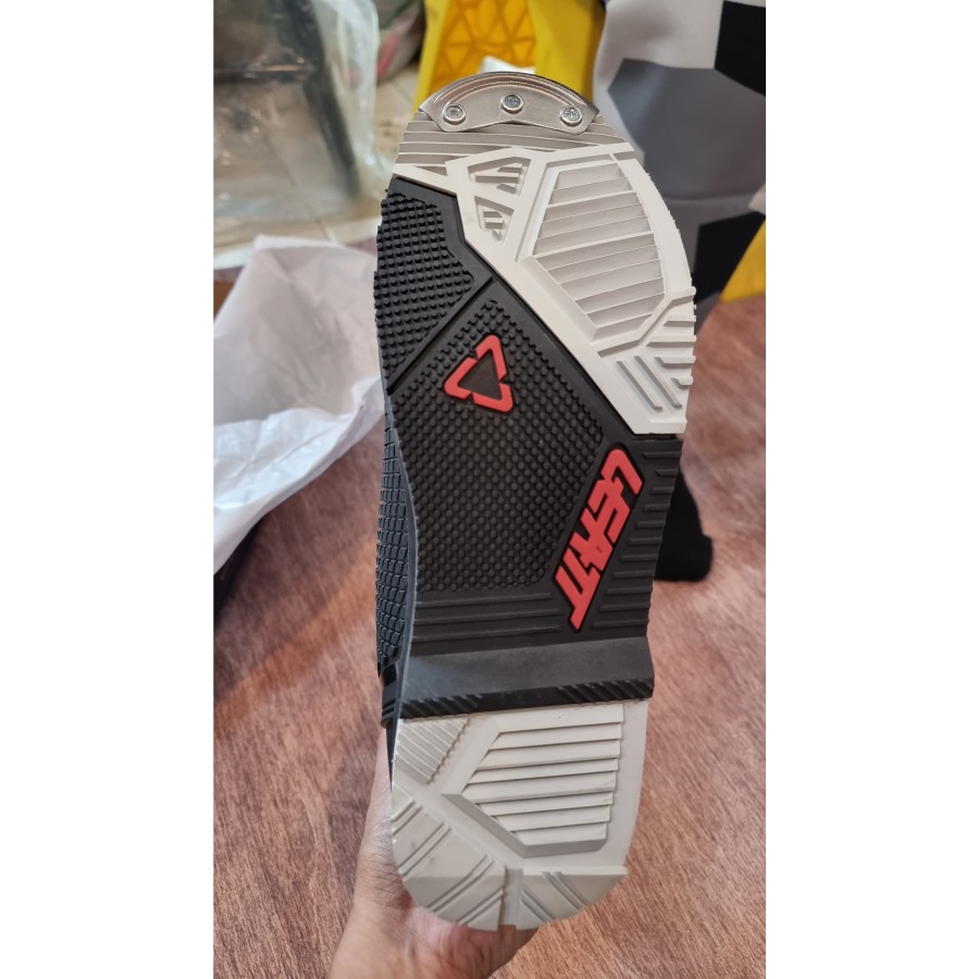 Leatt 3.5 Hydradri Enduro Off Road Motocross Boots - Forge - Image 2